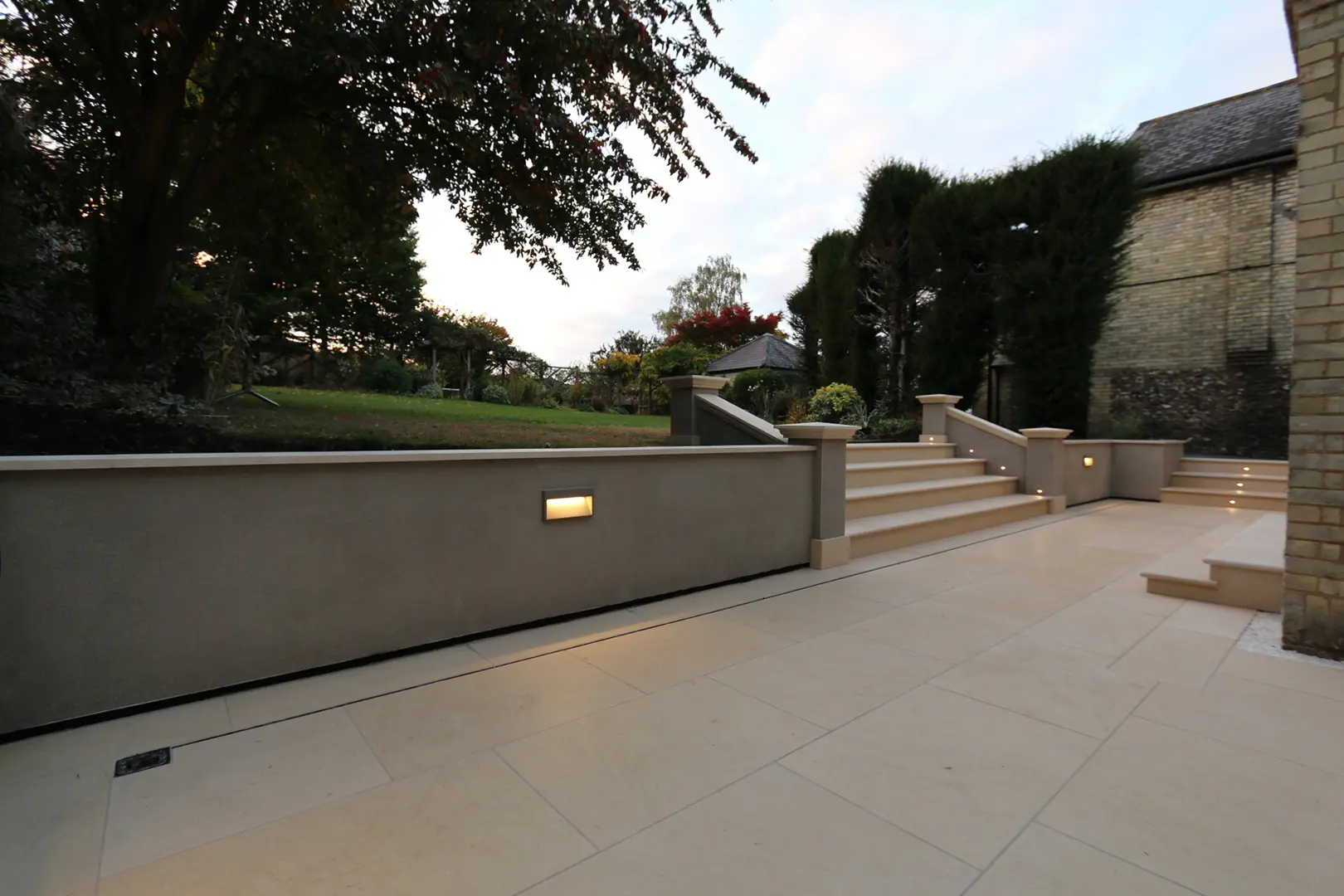 Landscape and terrace project photograph 8